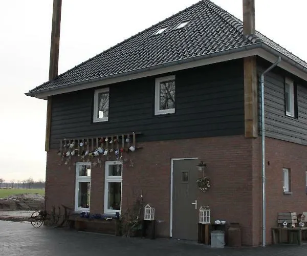 Bed and Breakfast De Volkelse Hooiberg 4*